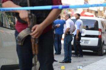 Diyarbakır'da polislere silahlı saldırı