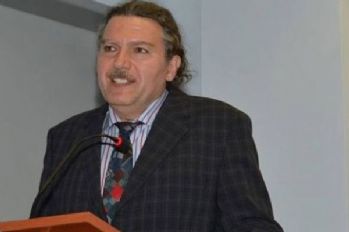 'Şiddet çağrısı' yapan profesöre takipsizlik