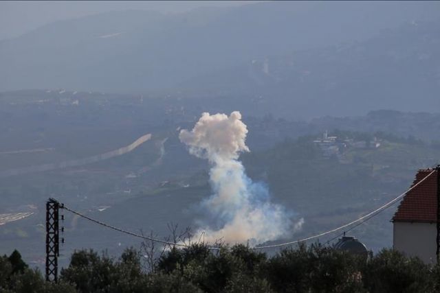 الجيش الإسرائيلي يعلن شن غارات 'واسعة' داخل لبنان