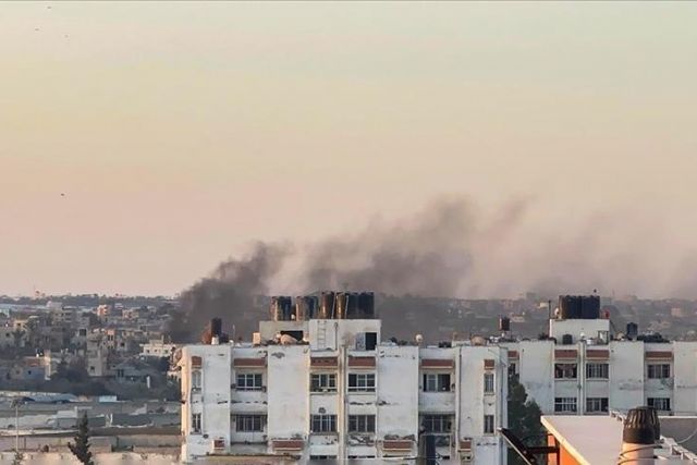 'الهلال الأحمر': قصف إسرائيلي عنيف لمحيط مستشفى الأمل بخانيونس