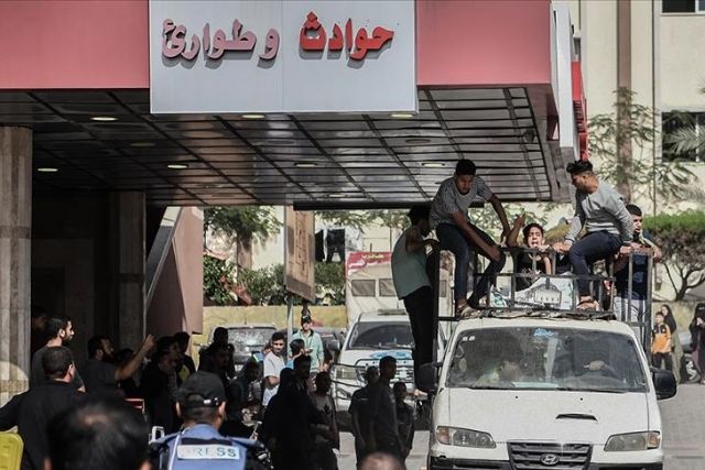 صحة غزة: إصابة طبيب بمشفى 'ناصر' في هجوم بمسيرة إسرائيلية