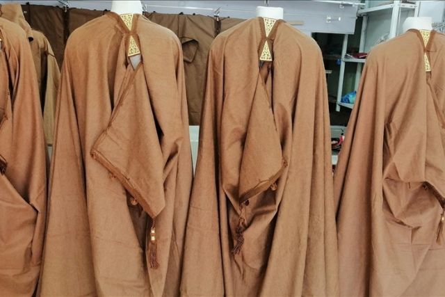 'البرنوس'.. لباس لمقاومة البرد ورمز شهامة الجزائري