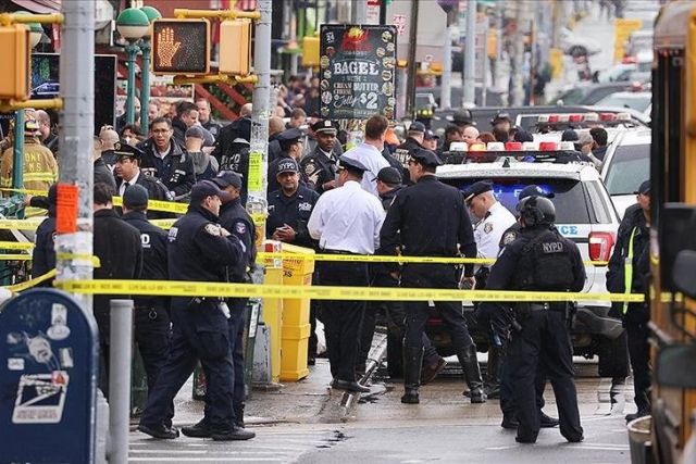إصابات بحادثة إطلاق نار في مترو بروكلين بنيويورك..وحالات هلع جنونية (فيديو)