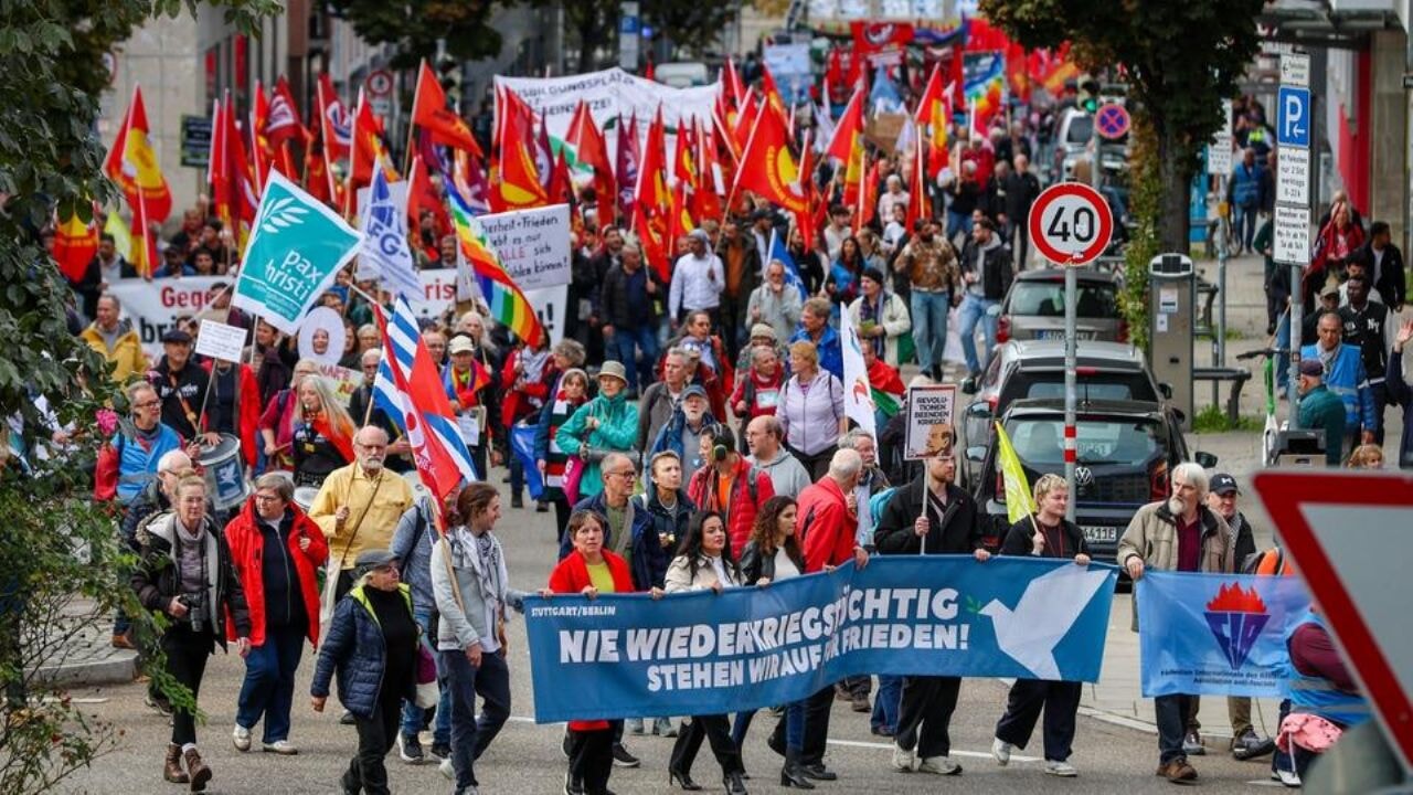 Almanya'da militarizasyon protestosu