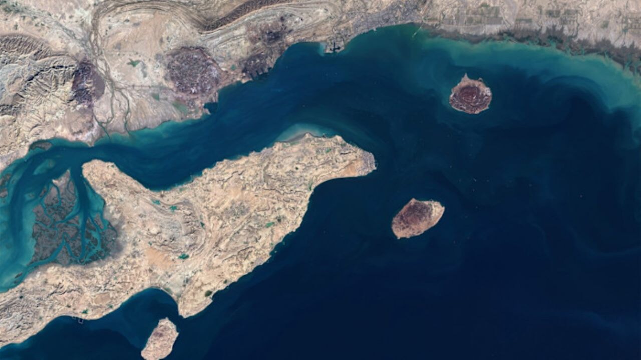 ANALİZ: Hürmüz Boğazı'ndaki adaların İran için önemi