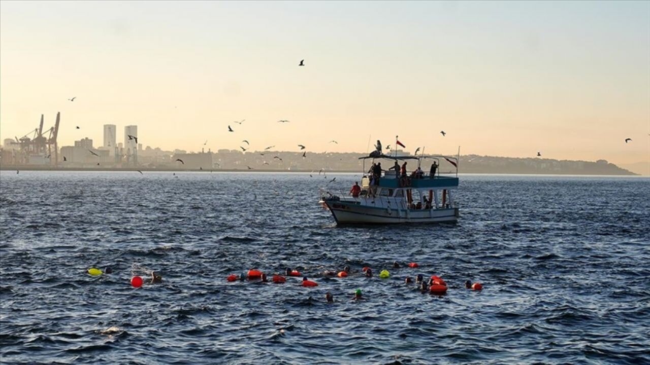 Kulaçlar Gazze için atıldı