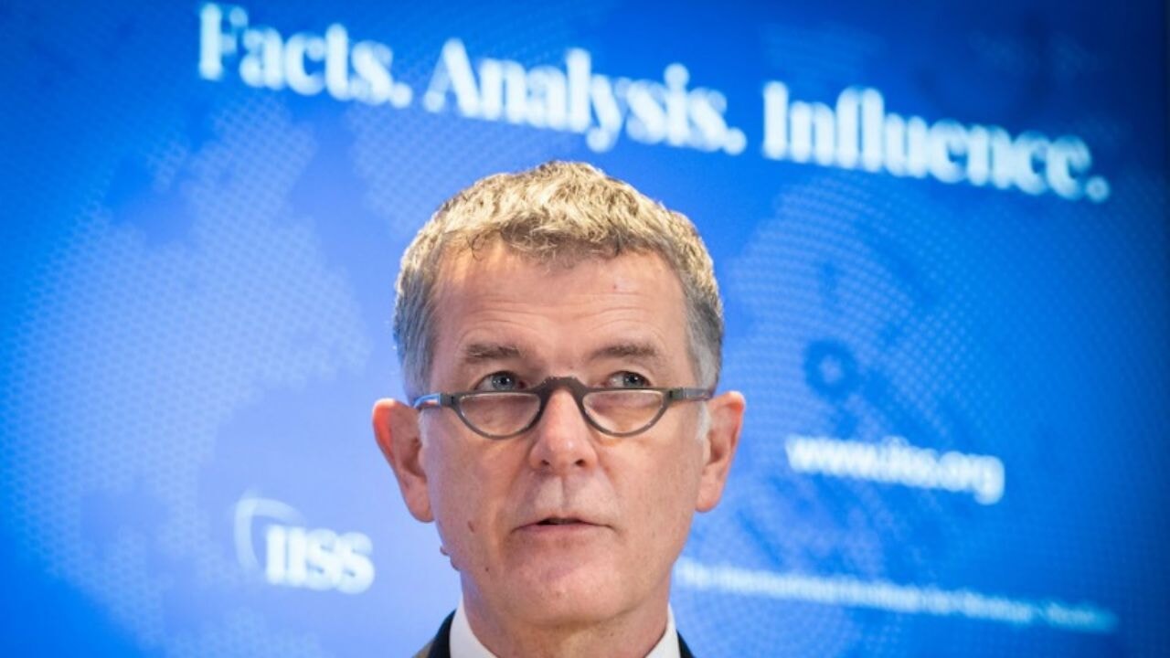 MI6 Dark Web'e girdi: İngiliz casuslar 'Sessiz kurye' ile yeni ajan arıyor