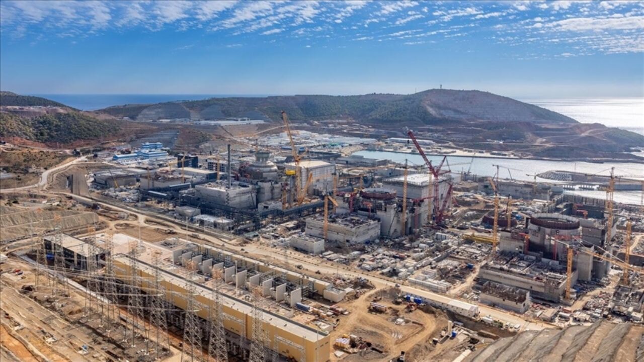 Rusya, 25 milyar dolarlık Akkuyu nükleer santralindeki hissesini satıyor mu?