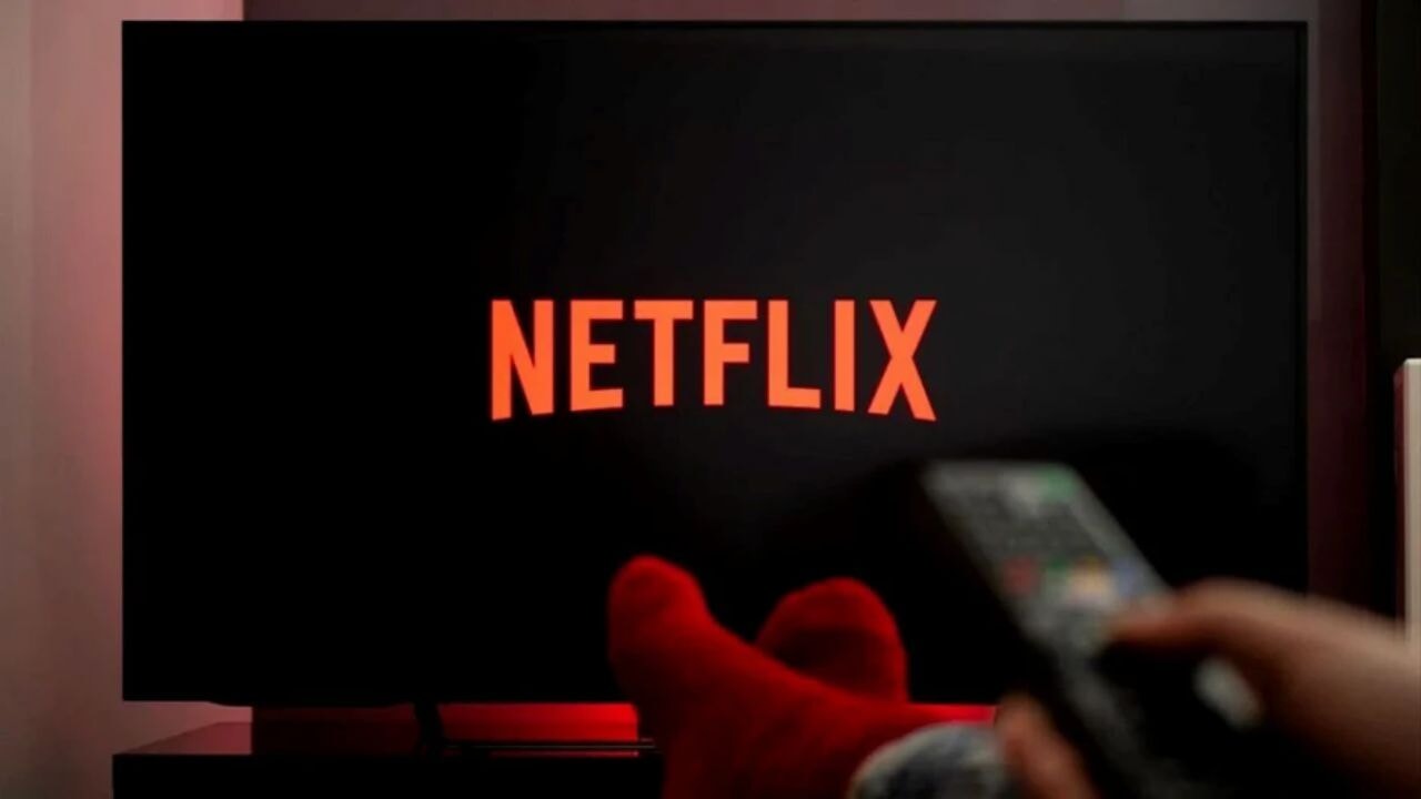 Netflix'ten TikTok stili özellik! Film izlemek kaydırmakla başlayacak