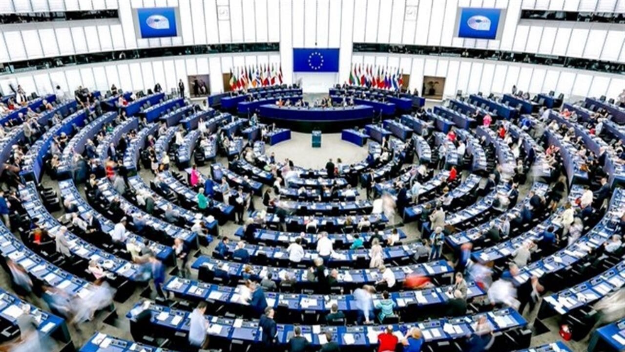 AB'ye ilticada 'güvenli ülke' listesi kararı