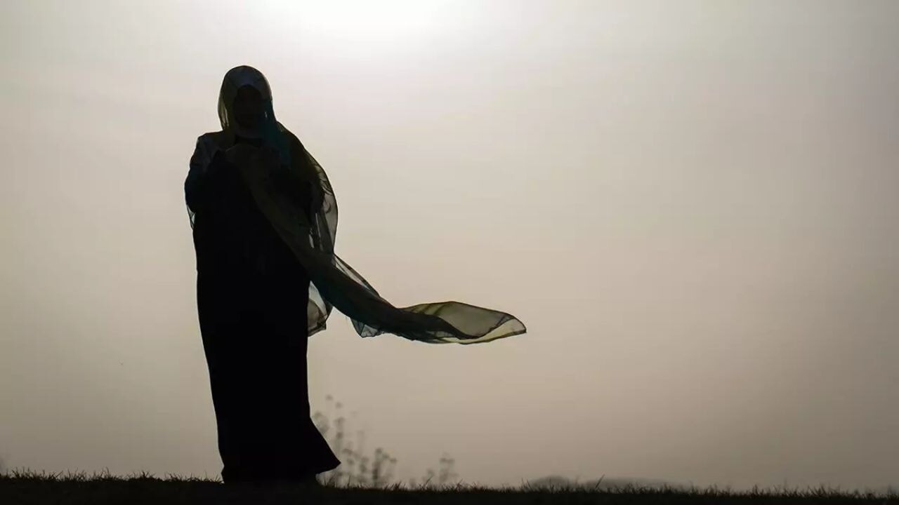 Almanya'da Müslüman düşmanlığı rekor kırdı: Başörtülü kadınlar ilk hedef