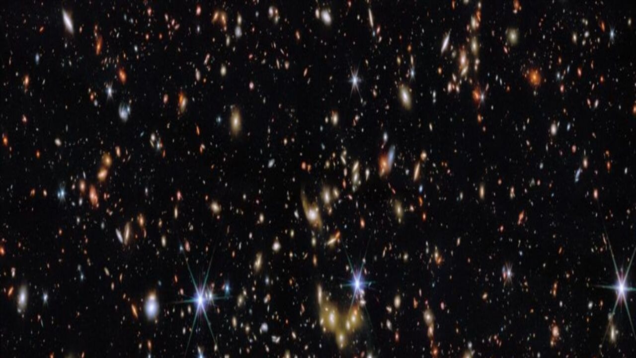 Binlerce galaksi tek karede!