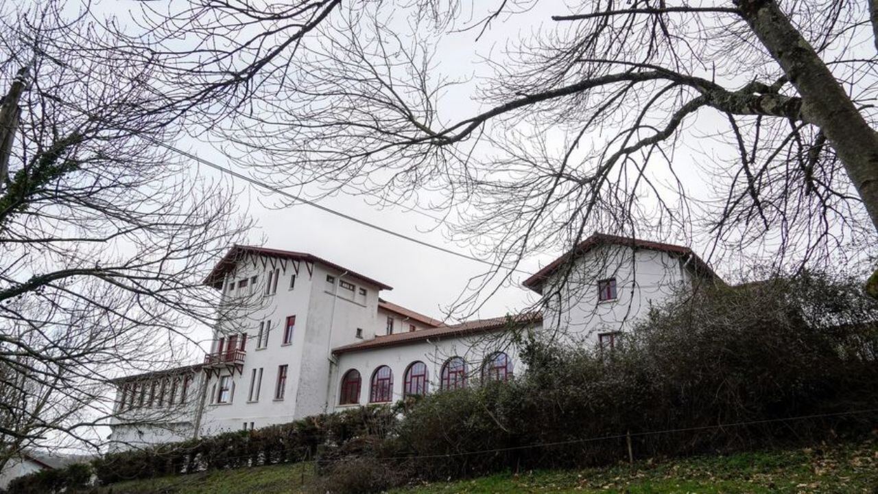 Bir Katolik okuluna daha soruşturma