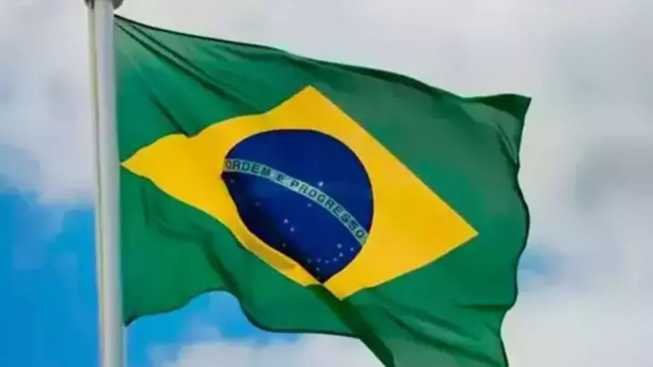 Brezilya'da otobüsle kamyon çarpıştı: 12 ölü, 21 yaralı