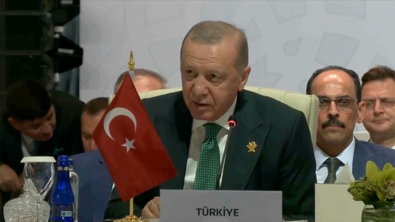 Erdoğan Katar'da: İsrail haydutluğu farklı bir boyuta ulaştı