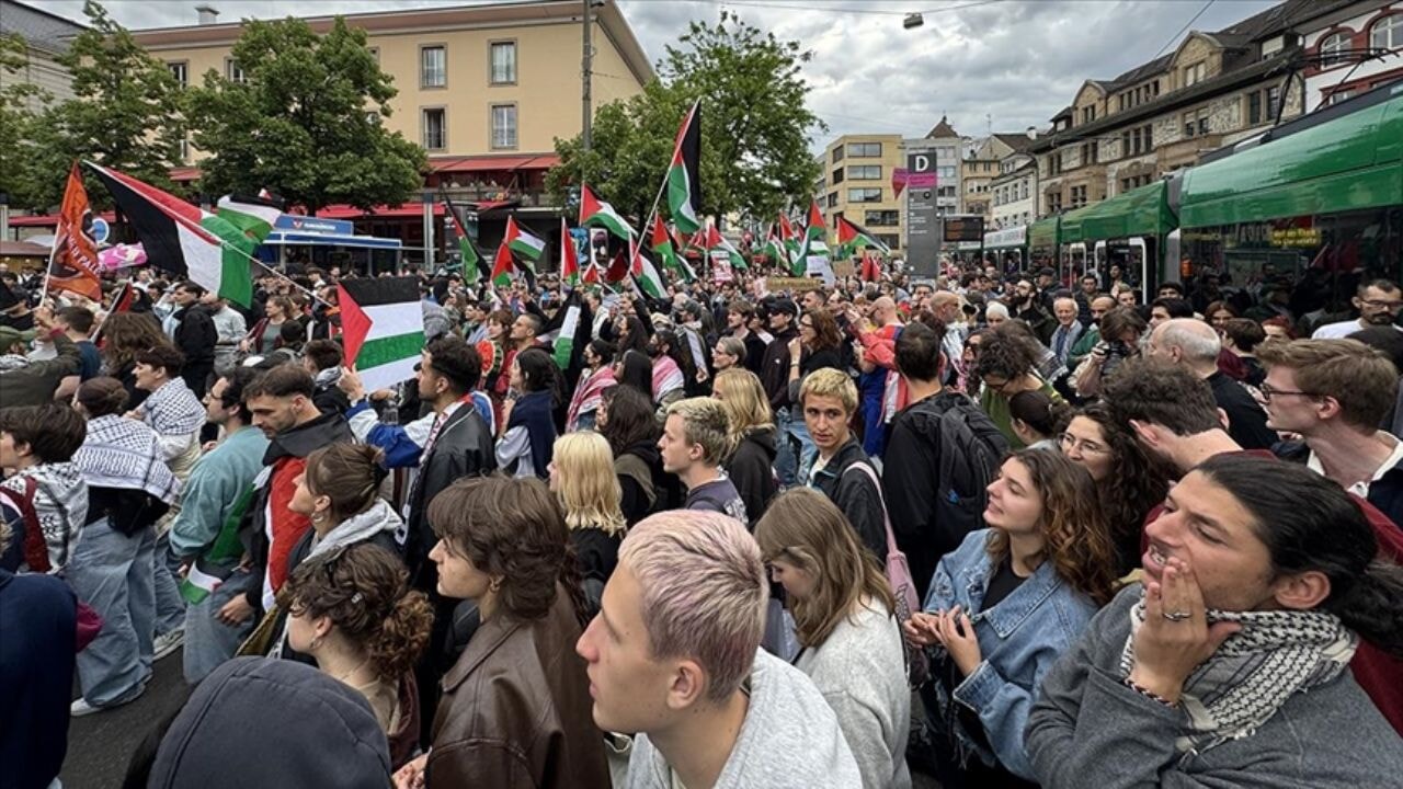 Eurovision 2025 Finalinde Filistin Bayrakları Açıldı, İsrail Yuhalandı