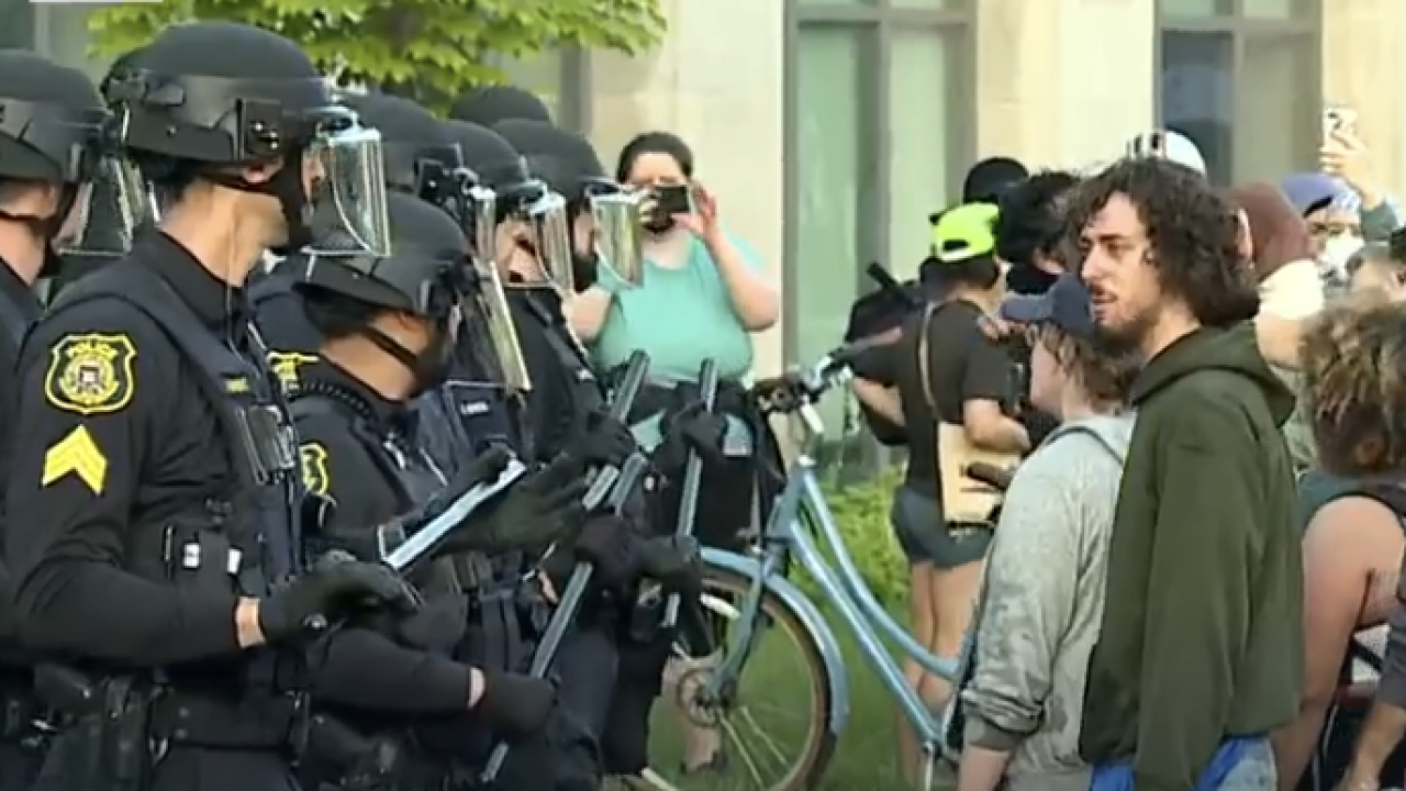 Filistin eylemcisi öğrencileri takip için özel dedektifler tutulduğu ortaya çıktı