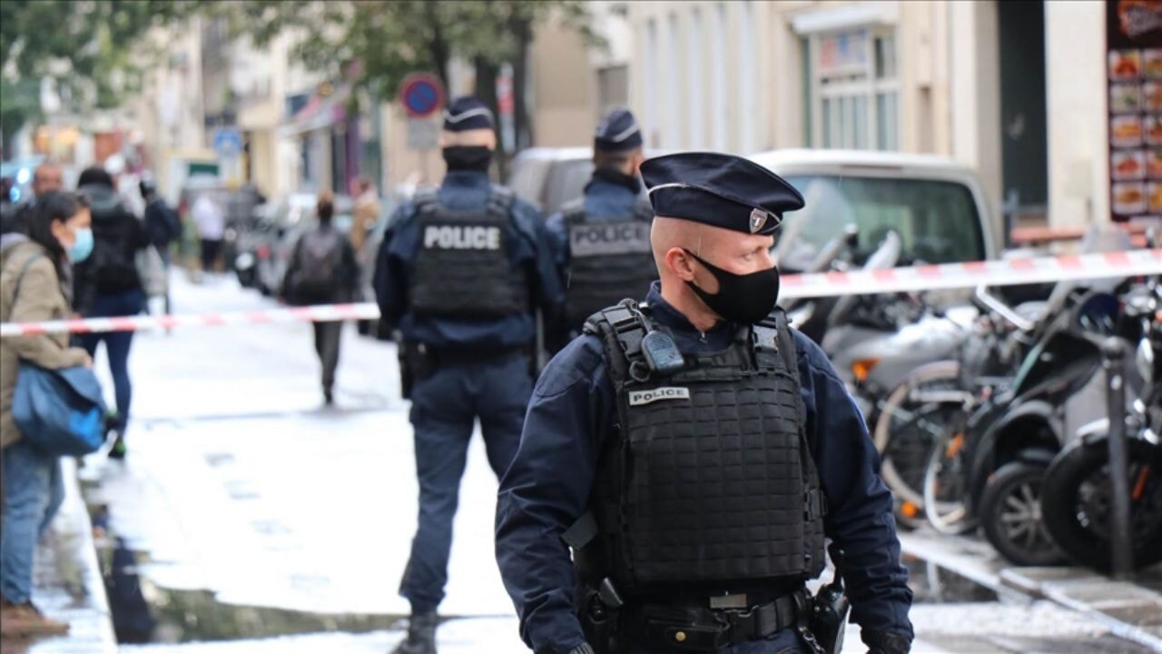 Fransa'da okula bıçaklı saldırı: 1 ölü, 3 yaralı