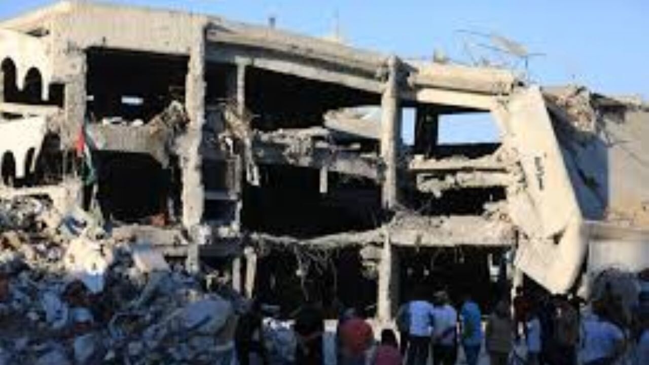 Gazze'de dehşet: İsrail Yafa Okulu'nu vurdu