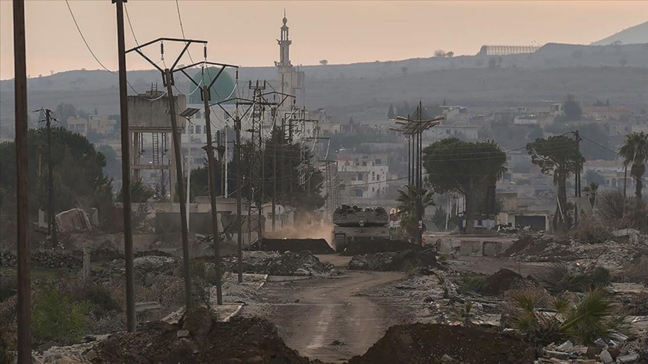 Gazze'ye saldıran İsrail ordusu, Suriye'yi de vurdu