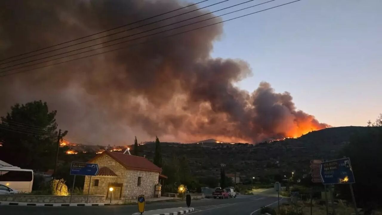 GKRY'de Limasol orman yangınlarında KKTC'den yardım teklifi geldi
