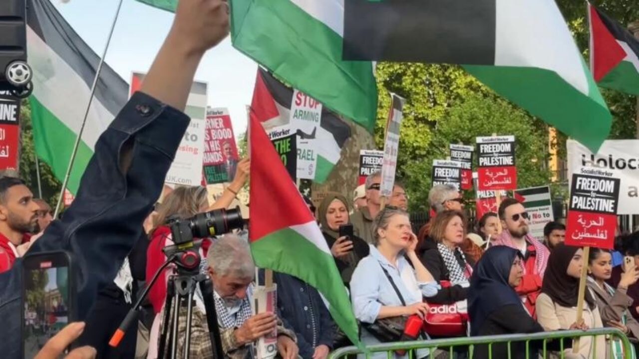 İngiltere'de Gazze tepkisi büyüyor: İsrail'e silah satışı durdurulsun çağrısı