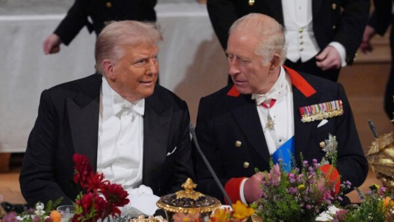 İngiltere Kralı 3. Charles ve Trump'tan karşılıklı övgüler