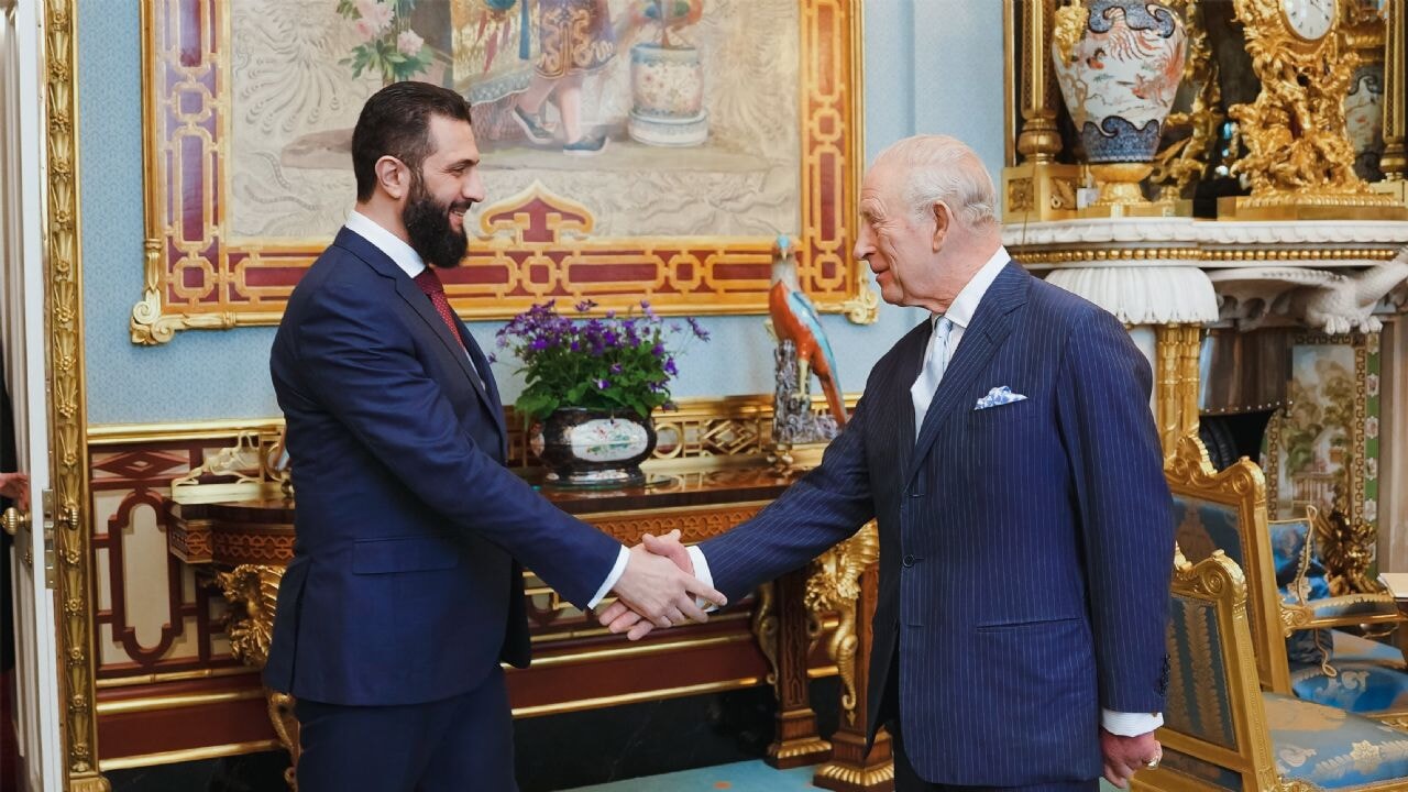 İngiltere Kralı, Şara'yı kabul etti