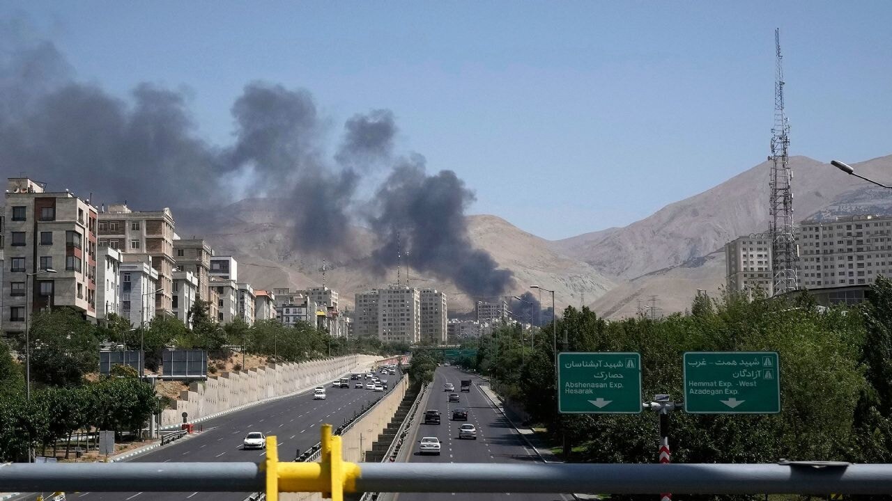 İran'da Mossad uyarısı: 'Maskeli, şapkalı insanlara dikkat edin'