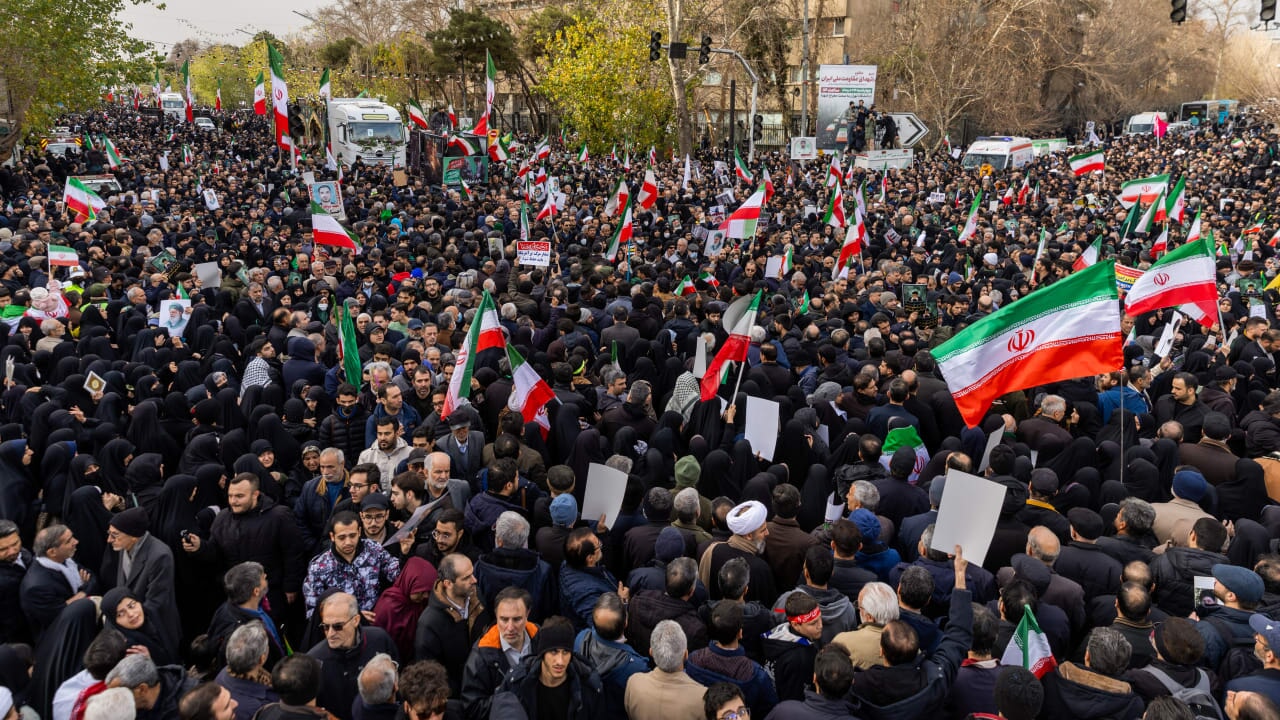 'İran'da rejim devrilmez' raporu ortaya çıktı