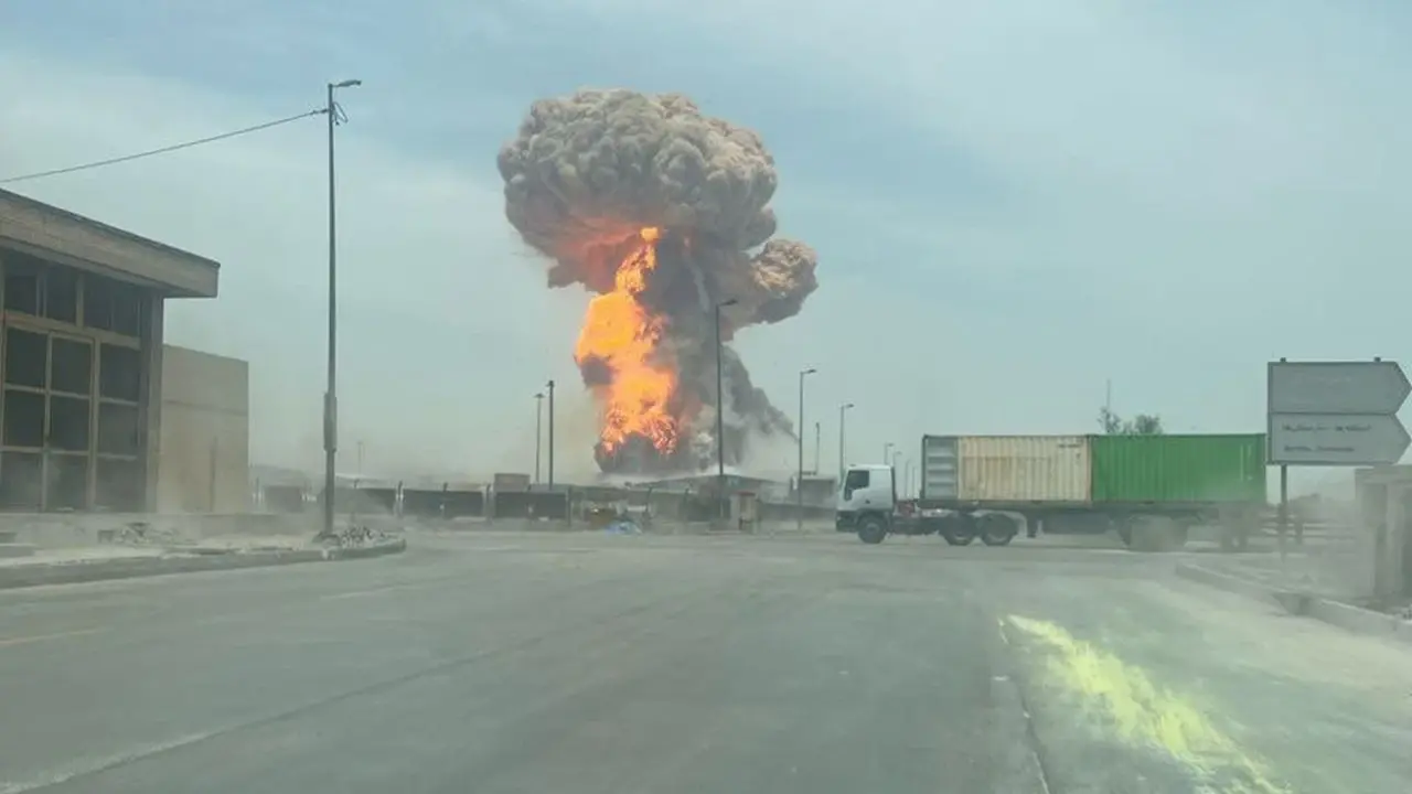 İran'ın Bender Abbas Limanı'nda korkunç patlama