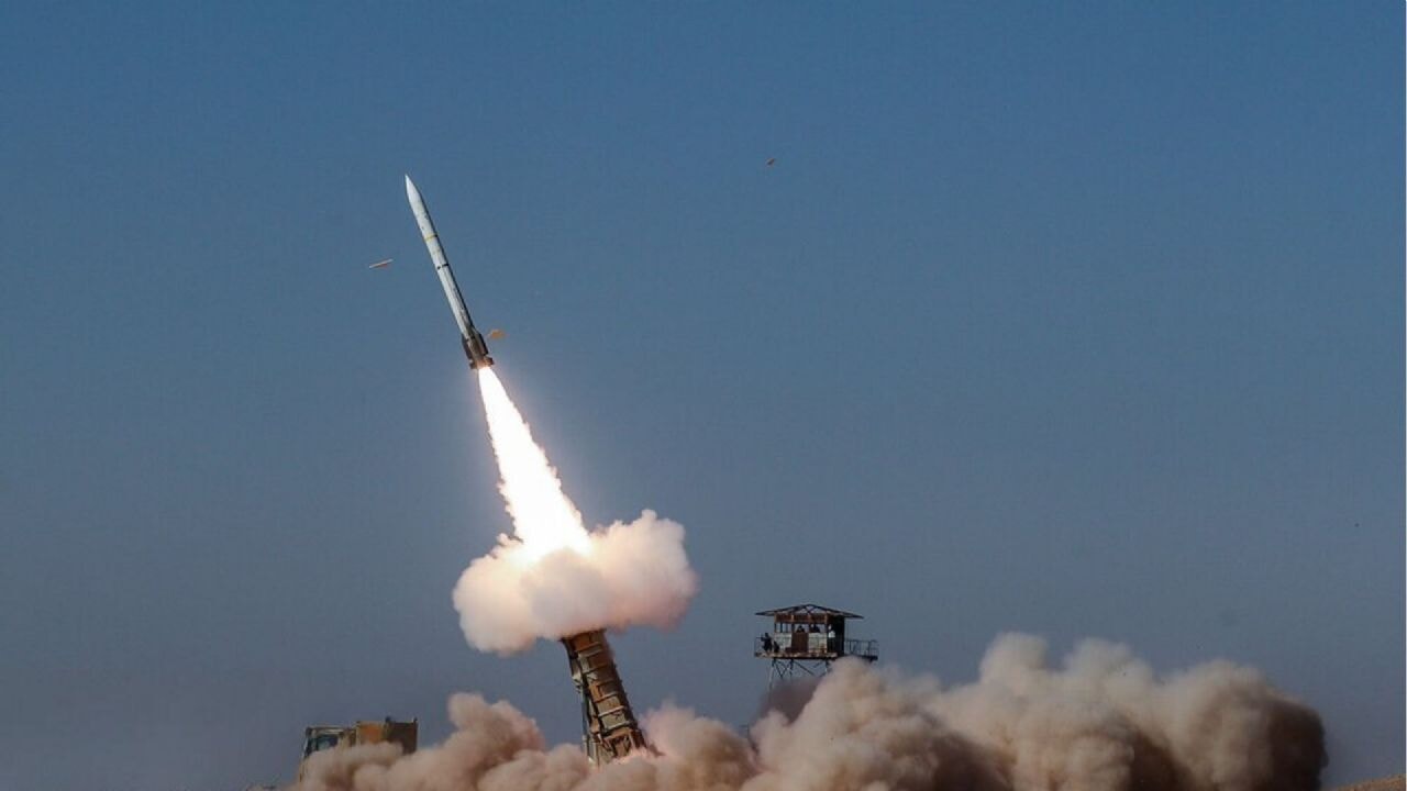 İran Katar ve Irak'a füze saldırısı başlattı! 'ABD üssü yok edildi'