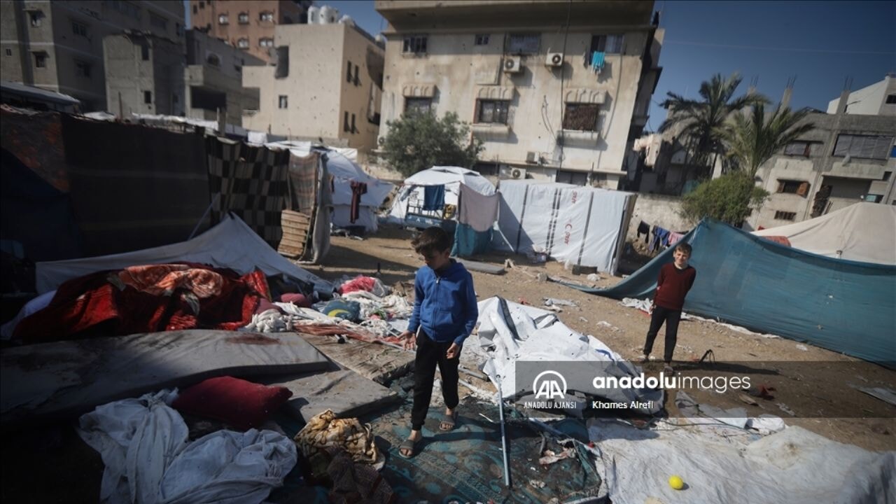 İsrail Gazze'de çadırları vurdu: Ölü ve yaralılar arasında çocuklar da var