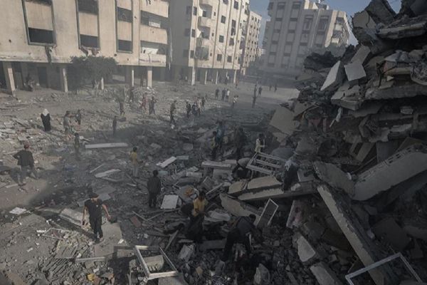 İsrail, Gazze'de katliamlarına devam ediyor!