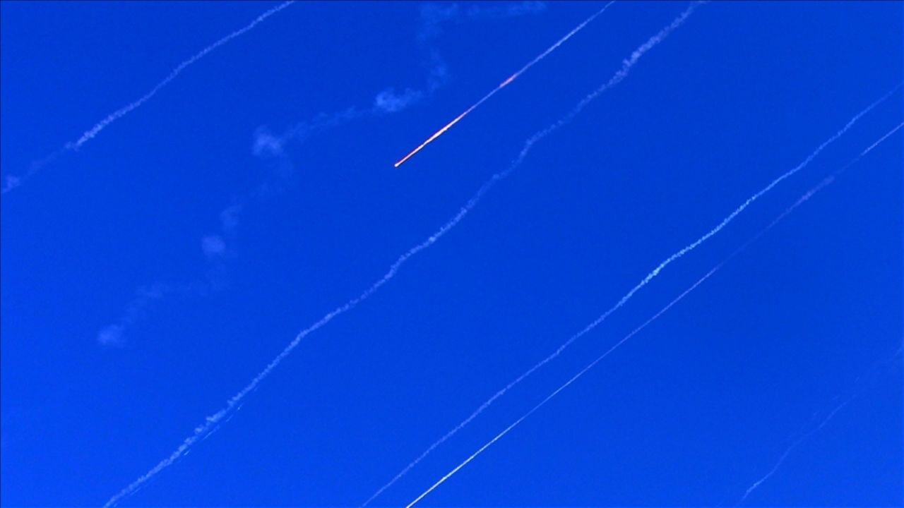 İsrail hava savunma sistemleri İran füzesini engelleyemedi