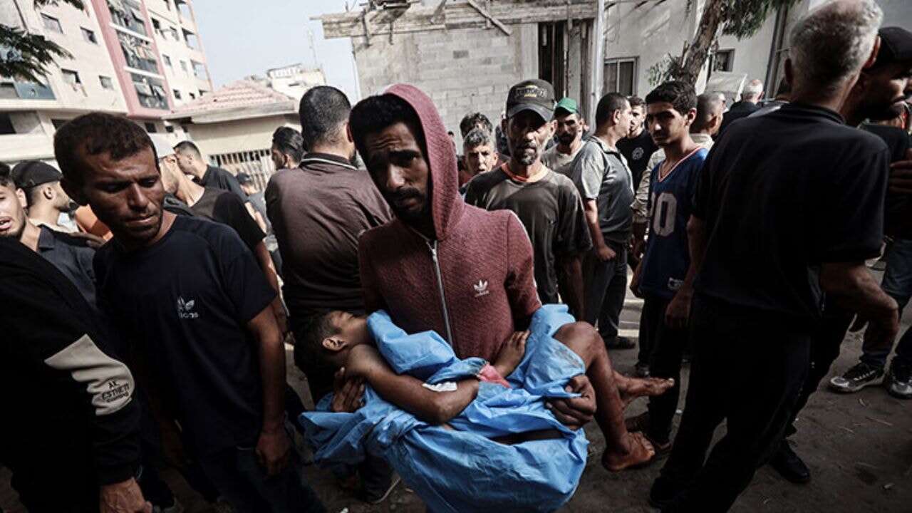 İsrail'in Gazze'ye saldırılarında 10 Filistinli şehit