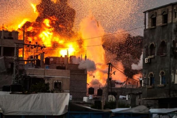 İsrail'in Gazze'ye saldırılarında can kaybı artmaya devam ediyor