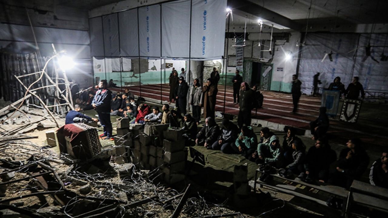 İsrail'in yok ettiği camilerden tekbir sesleri yükseldi