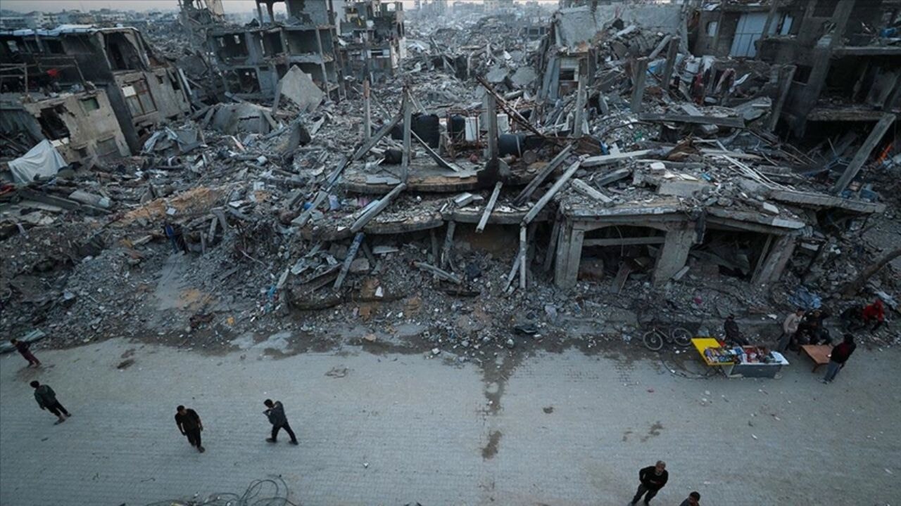 İsrail ordusu Batı Şeria'da kanlı baskın gerçekleştirdi