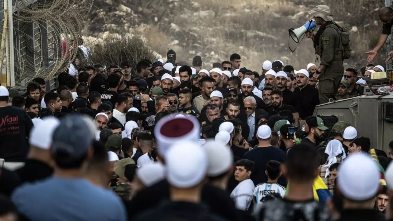 İsrail-Suriye sınırında Dürzi krizi büyüyor. Dürzi protestocular tampon bölgeye girdi