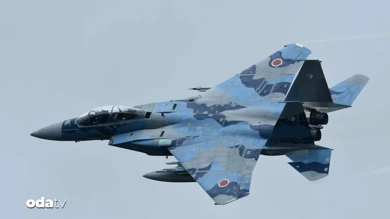 Japonya'da şok eden kaza: Askeri uçak havalandıktan dakikalar sonra düştü