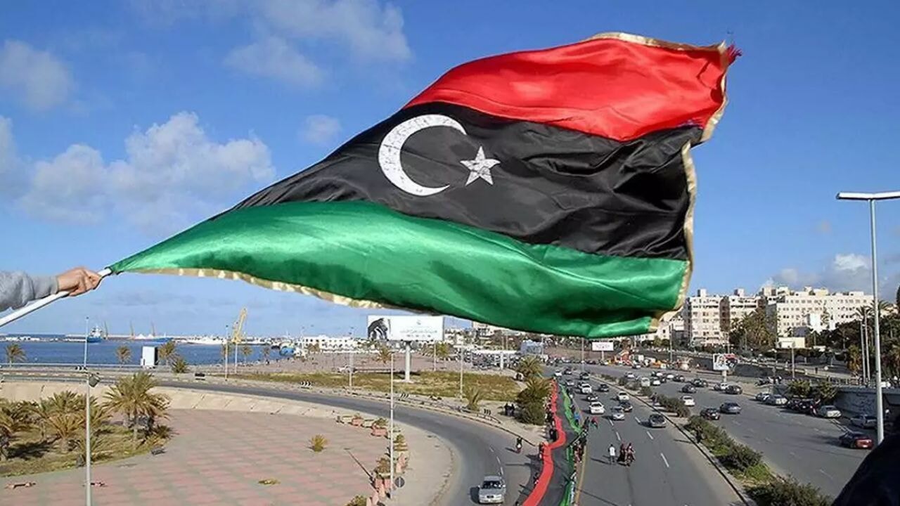 Libya'da çatışmalar arttı! İçişleri Bakanlığı'ndan alarm çağrısı: Dışarı çıkmayın!