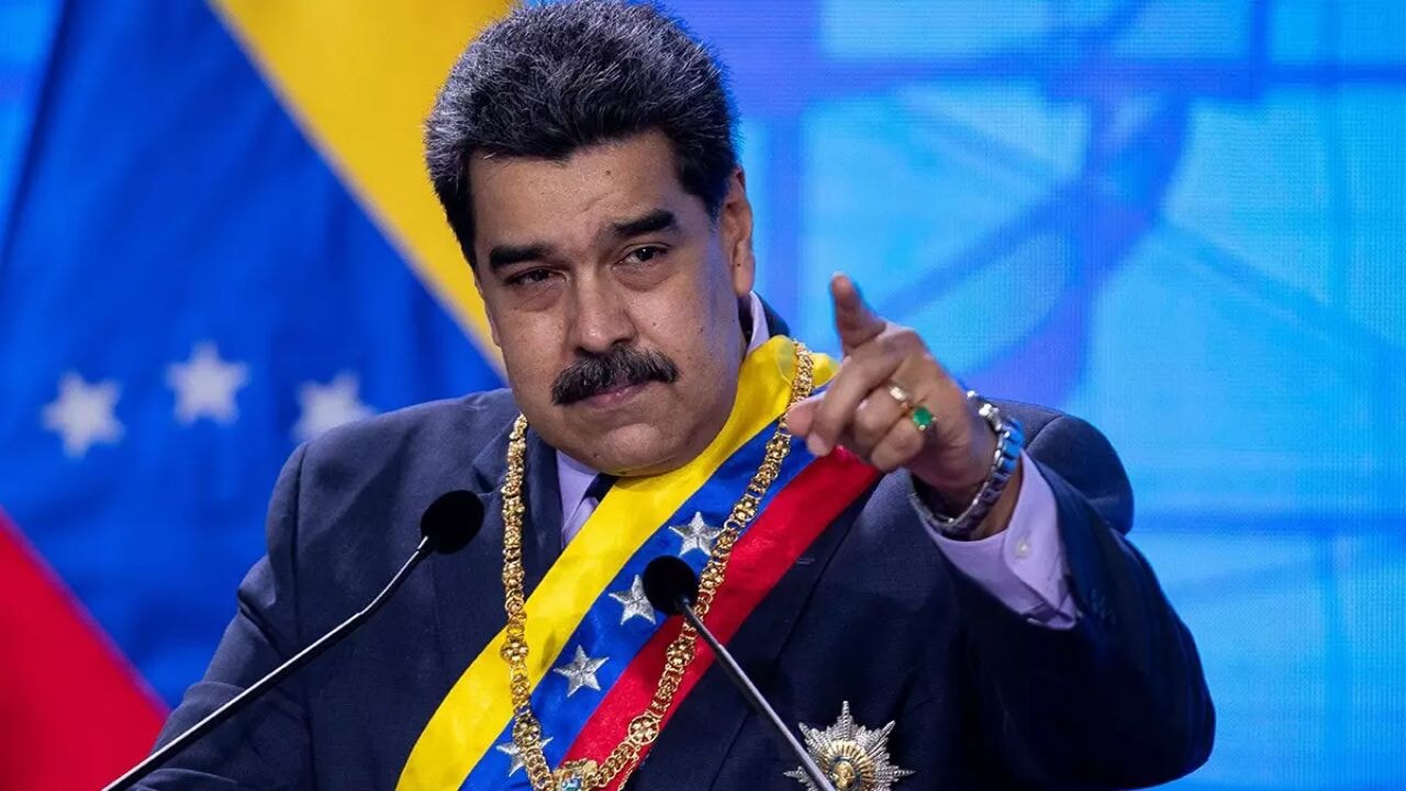 Maduro Venezuela'yı olası ABD müdahalesine karşı seferberlik başlattı