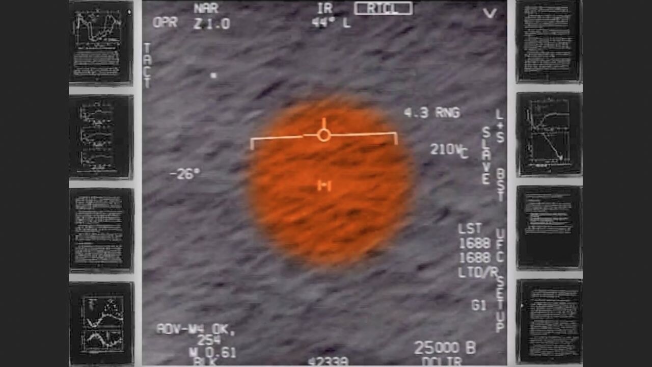 Pentagon'un UFO sırrı ifşa oldu: Gizli silah programları