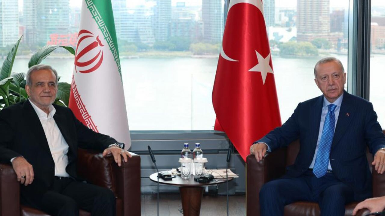 Pezeşkiyan'dan Türkiye'ye teşekkür