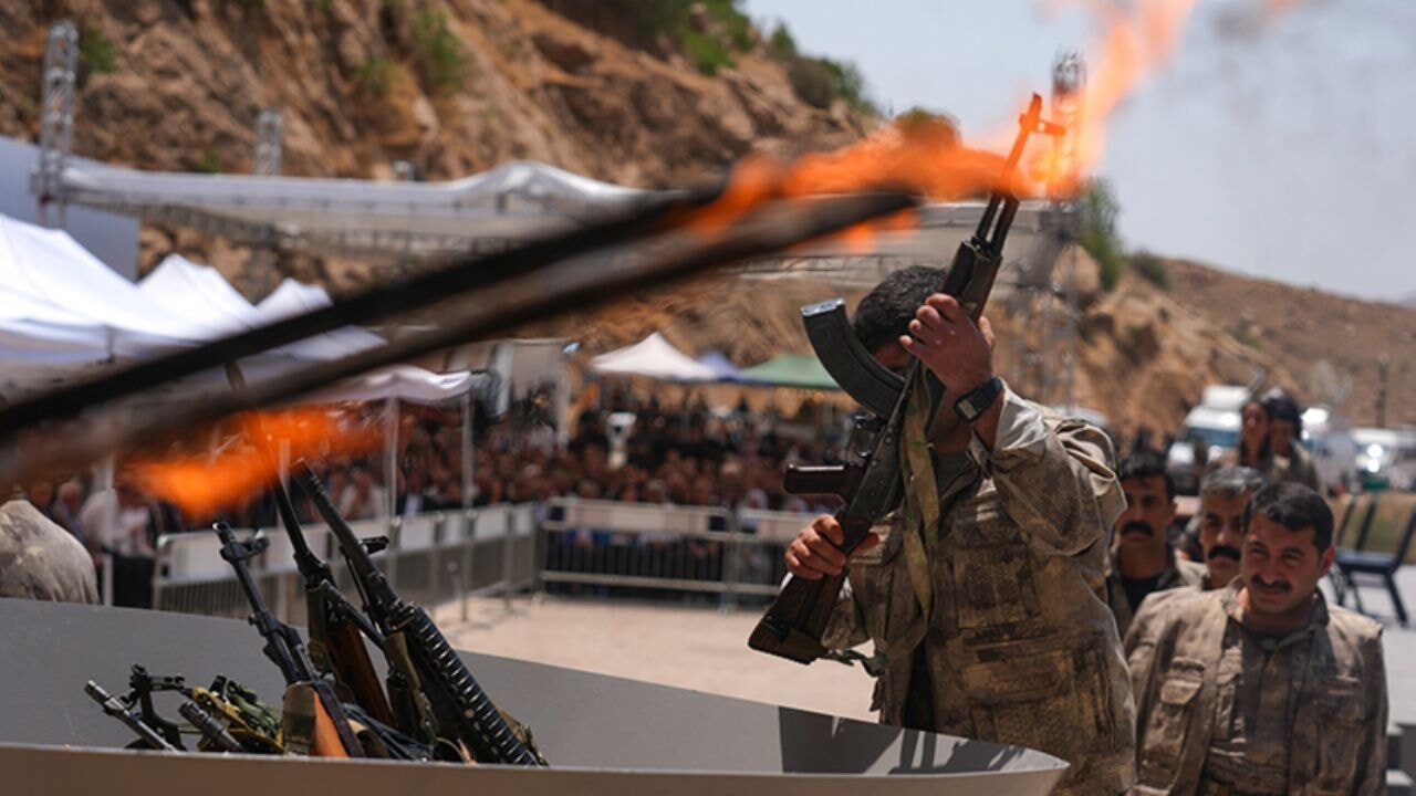 PKK'nın silah bırakması dünya gündeminde