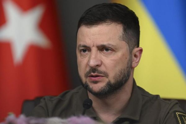 Putin'in İstanbul teklifine Zelenski'den cevap