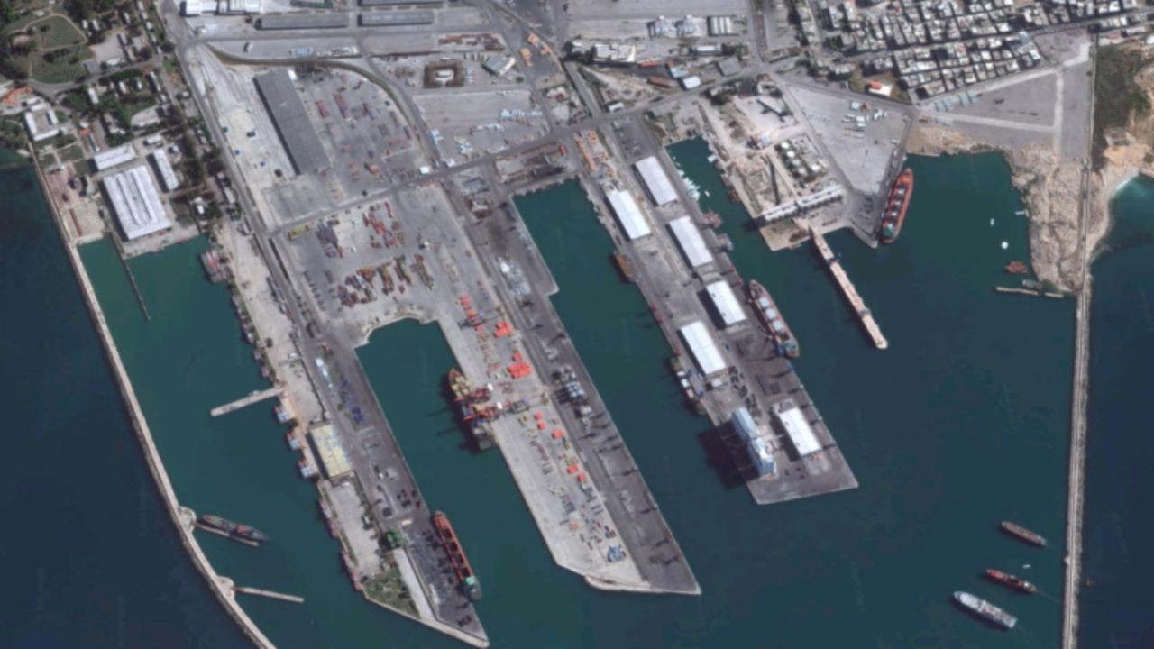 Rusya, Suriye'den çekiliyor mu? Üsler havadan görüntülendi