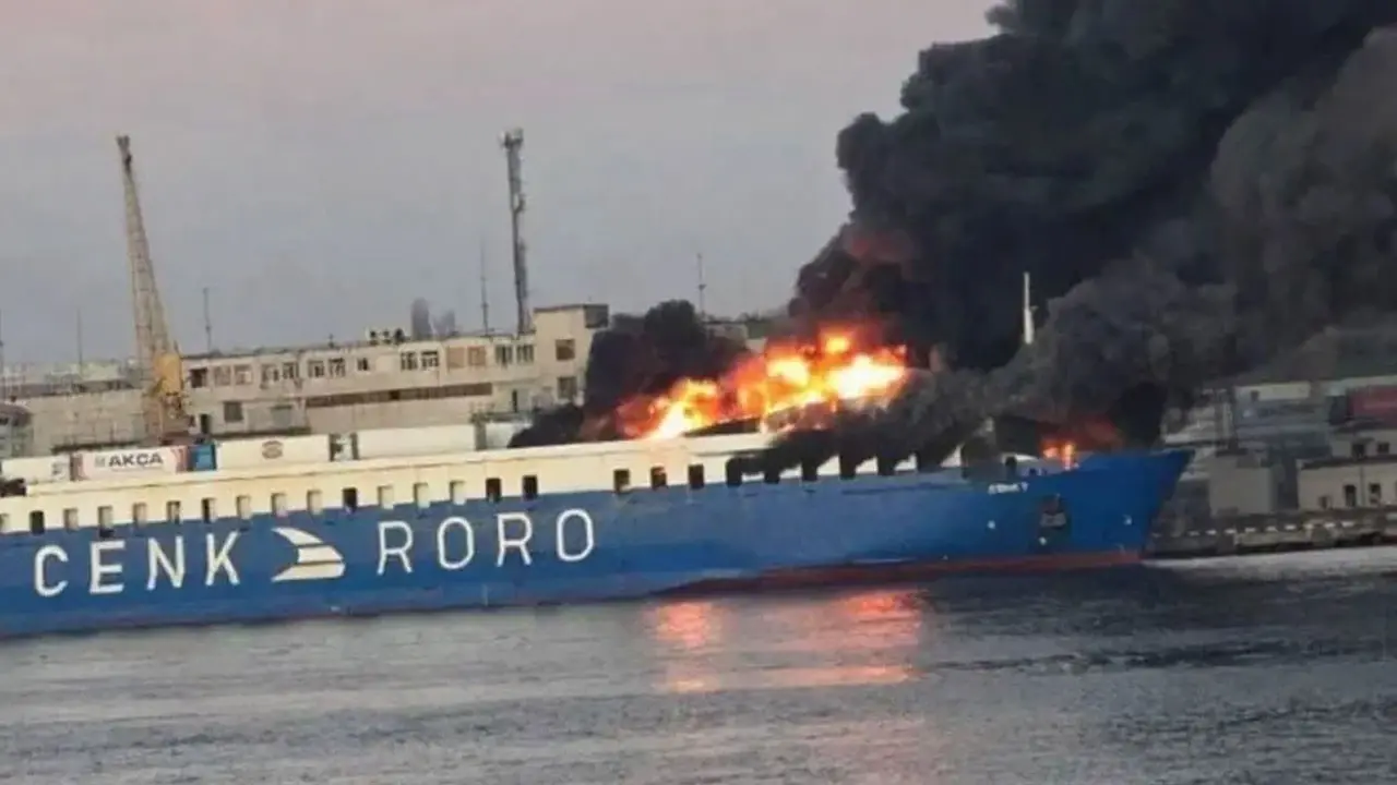 Rusya, Türk yük gemisini vurdu