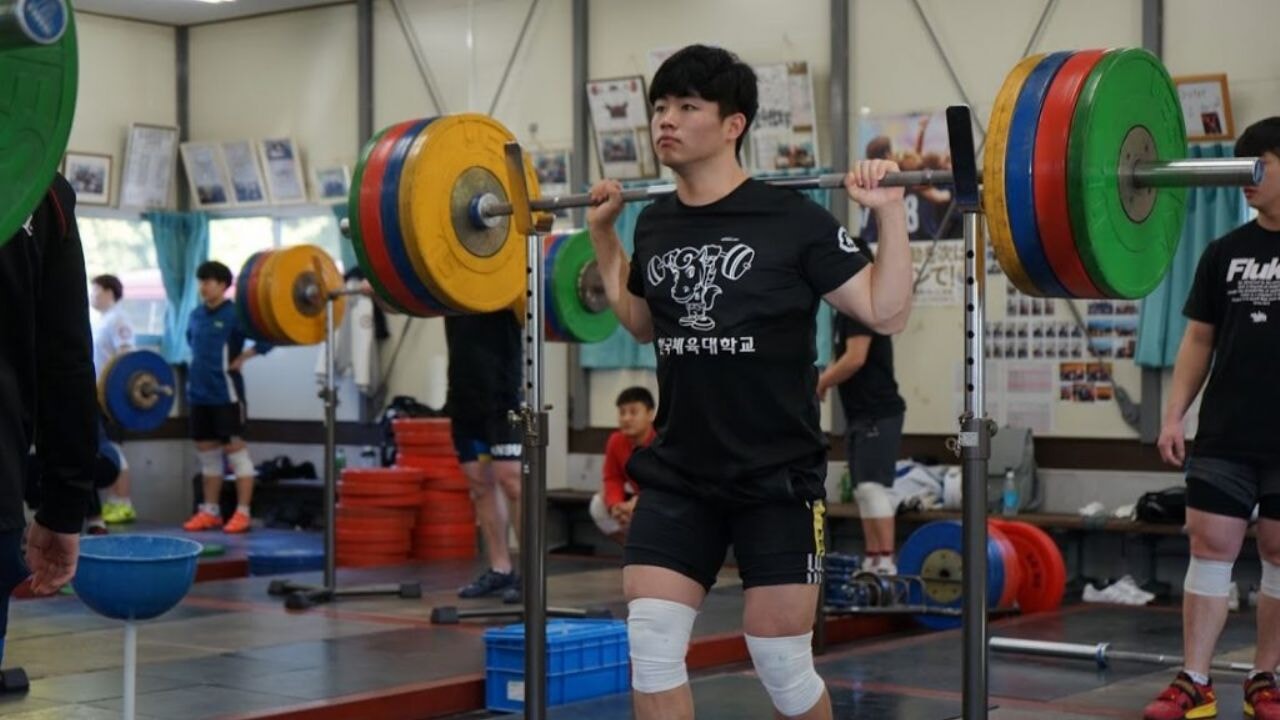 Spor salonunun altına 'nükleer sığınağı'